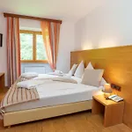 Kuenstleralm 3*