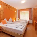 Szálloda Kuenstleralm 3*