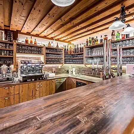 Hotel Kuenstleralm 3*