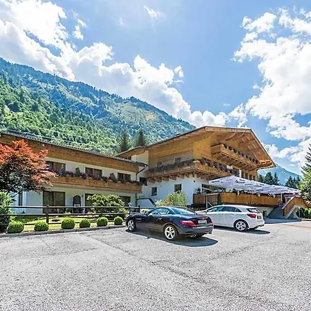 Hotel Kuenstleralm Kaprun