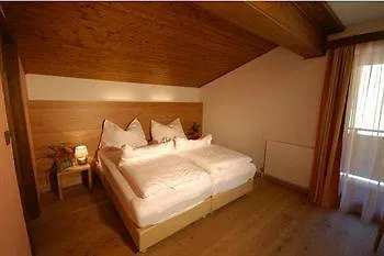 Kuenstleralm Hotell