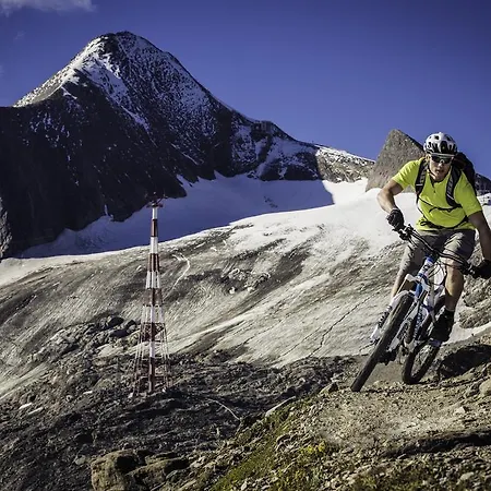 Hotel Kuenstleralm Kaprun