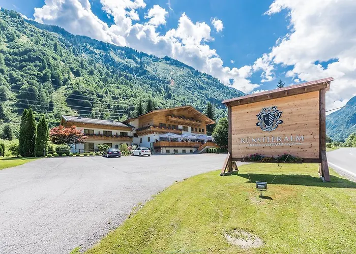 Hotel Kuenstleralm