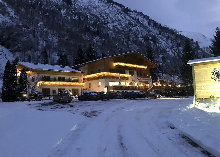 Hotel Kuenstleralm